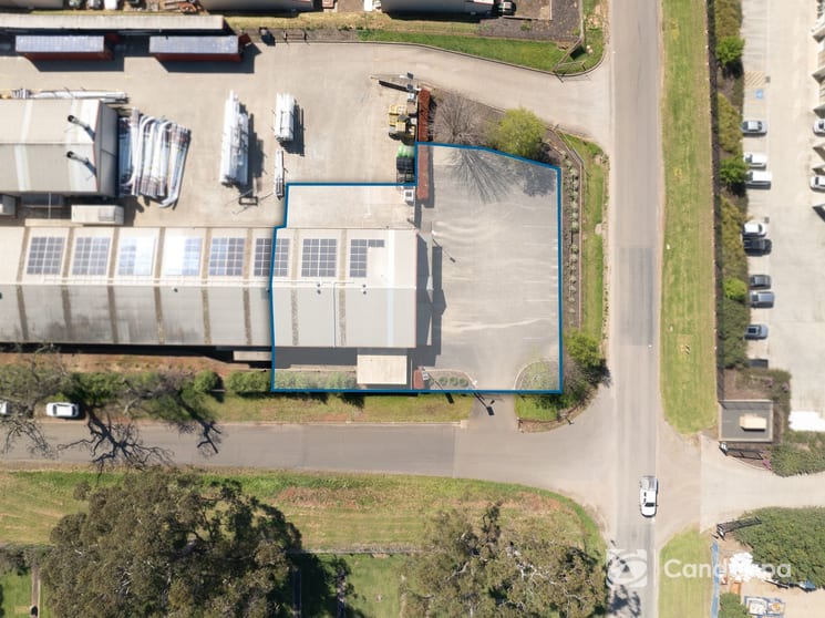 Click to view all images 68 Weerong Road Drouin VIC 3818 - Image 2