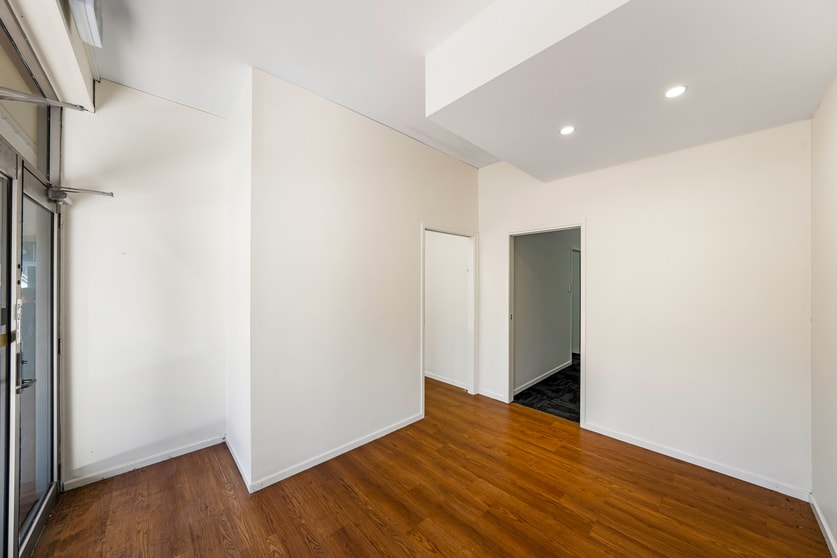 Click to view all images Shop J/116 Wellington Street Ormiston QLD 4160 - Image 3