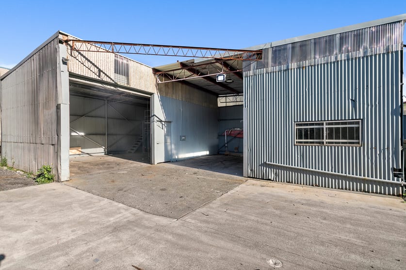 Click to view all images 393 Old Five Islands Road Unanderra NSW 2526 - Image 3