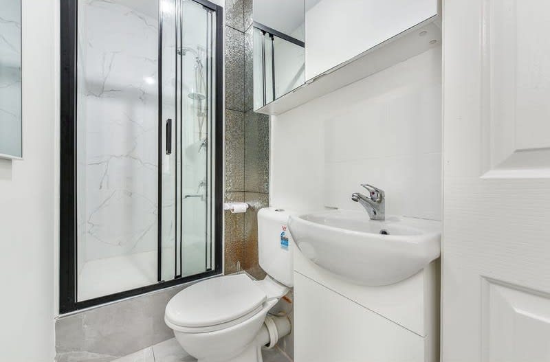 Click to view all images 13 Nicole Avenue Dandenong North VIC 3175 - Image 3
