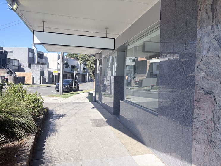Click to view all images 3 Littleton Street Riverwood NSW 2210 - Image 2