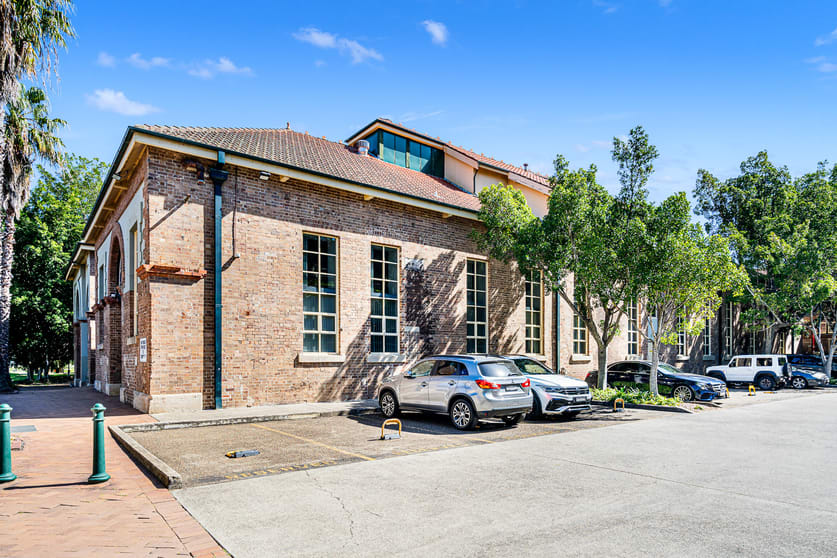 Click to view all images 7 Rosebery Place Balmain NSW 2041 - Image 2
