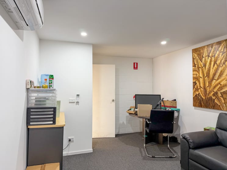 Click to view all images 5/171-173 Cheltenham Road Dandenong VIC 3175 - Image 5