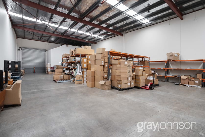 Click to view all images 11 Theobald Street Thornbury VIC 3071 - Image 2