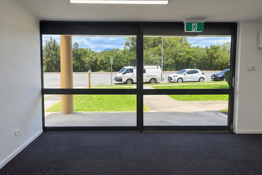 Click to view all images 1C / 84 Aumuller Street Portsmith QLD 4870 - Image 3