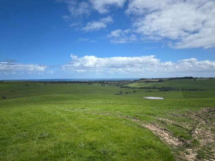 Click to view all images Lochs Road Port Campbell VIC 3269 - Image 2
