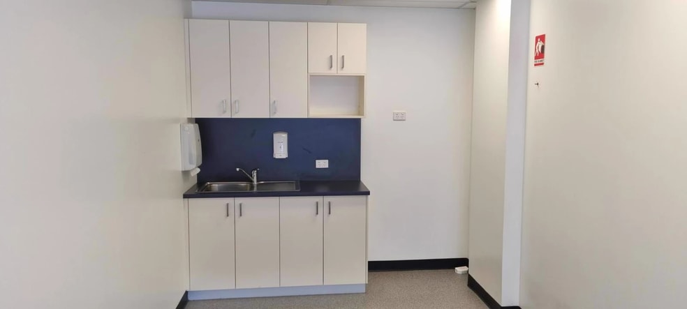 Click to view all images 6A & 6C/40 Kerryl Street Kunda Park QLD 4556 - Image 4