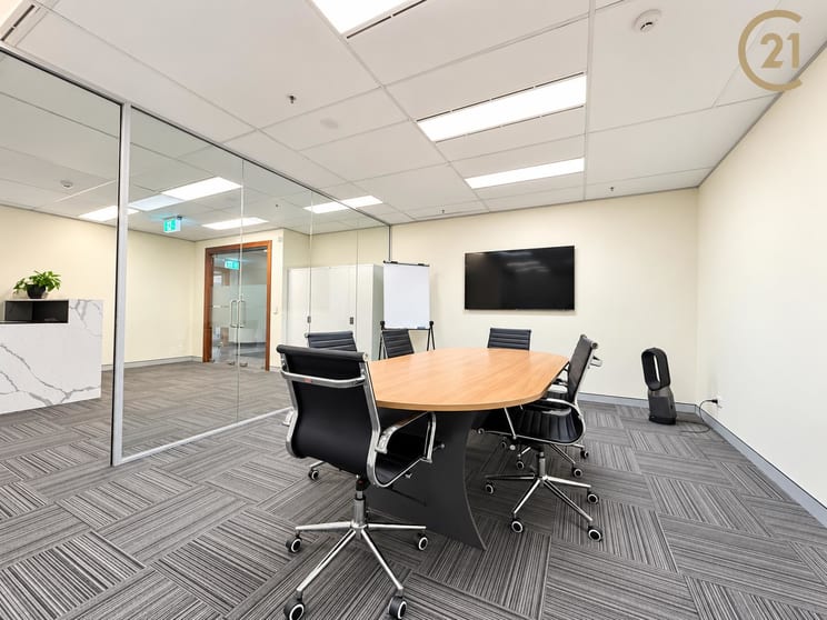 Click to view all images 1103/370 Pitt Sydney NSW 2000 - Image 3