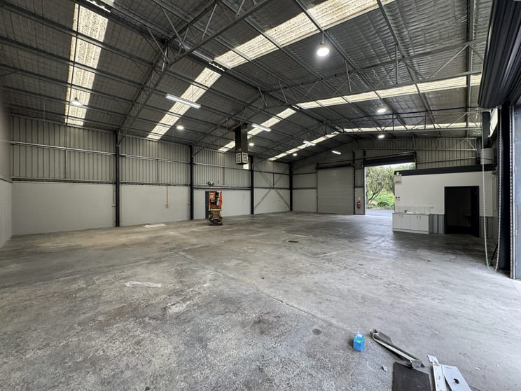 Click to view all images 3-4/22 Shelley Avenue Kilsyth VIC 3137 - Image 2