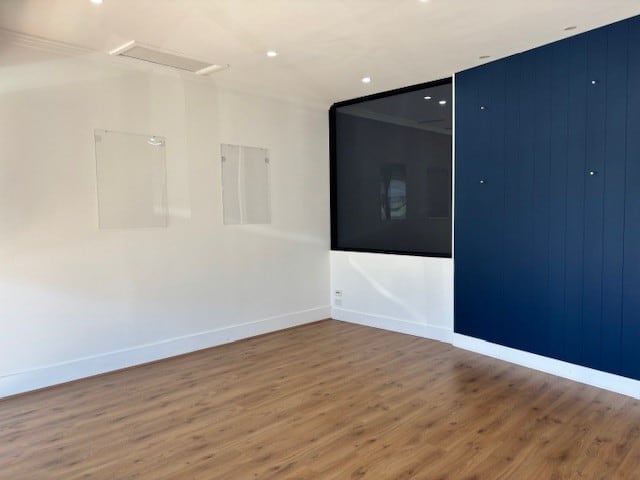 Click to view all images Shop 5/342 Camden Valley Way Narellan NSW 2567 - Image 2