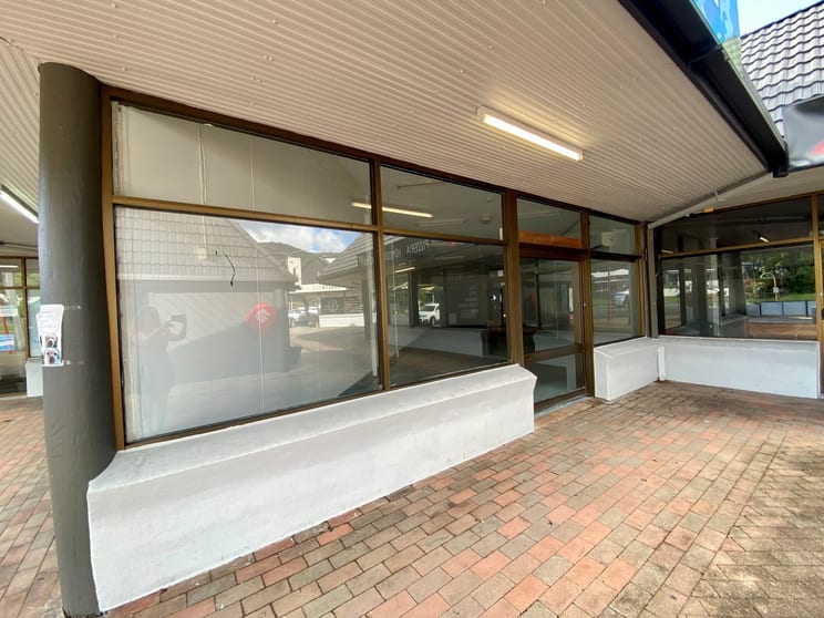 Click to view all images 5/157-159 Shute Harbour Road Cannonvale QLD 4802 - Image 2