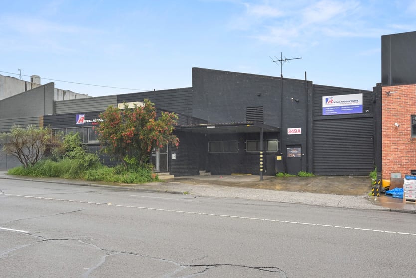 Click to view all images 349a Darebin Road Thornbury VIC 3071 - Image 1