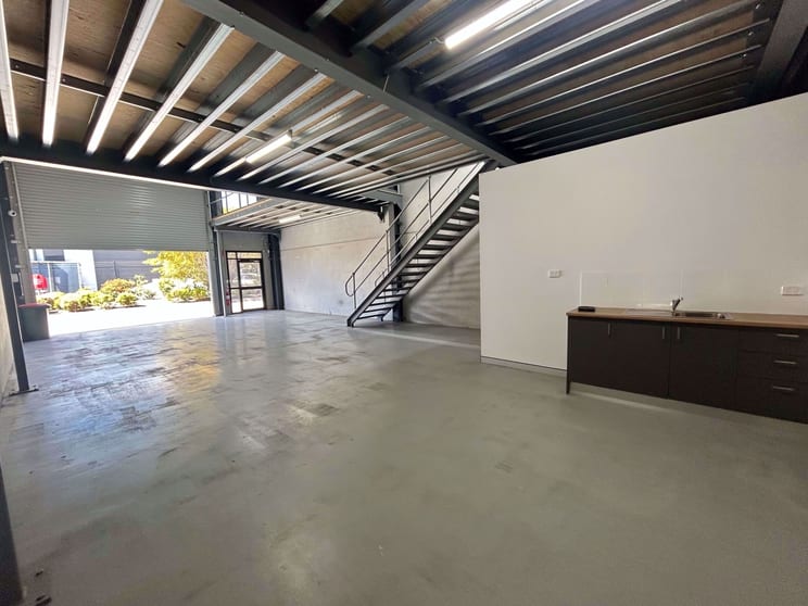 Click to view all images Unit 14, 50 Riverside Drive Mayfield West NSW 2304 - Image 3