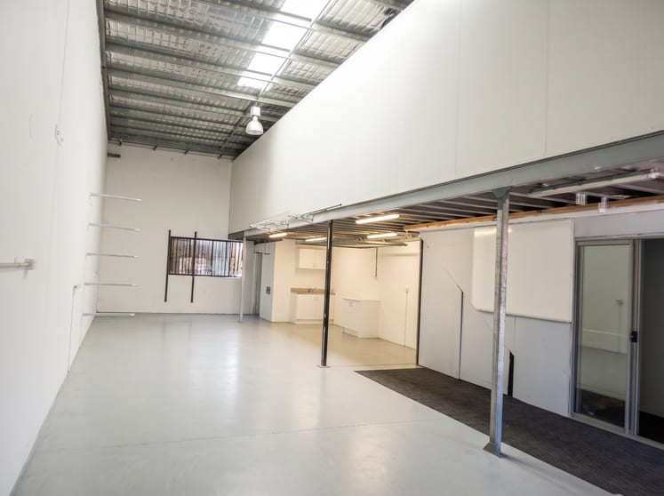 Click to view all images 9/8-10 Christensen Road Stapylton QLD 4207 - Image 3