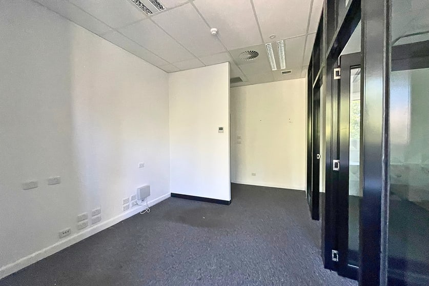 Click to view all images 199A Maude Street Shepparton VIC 3630 - Image 3