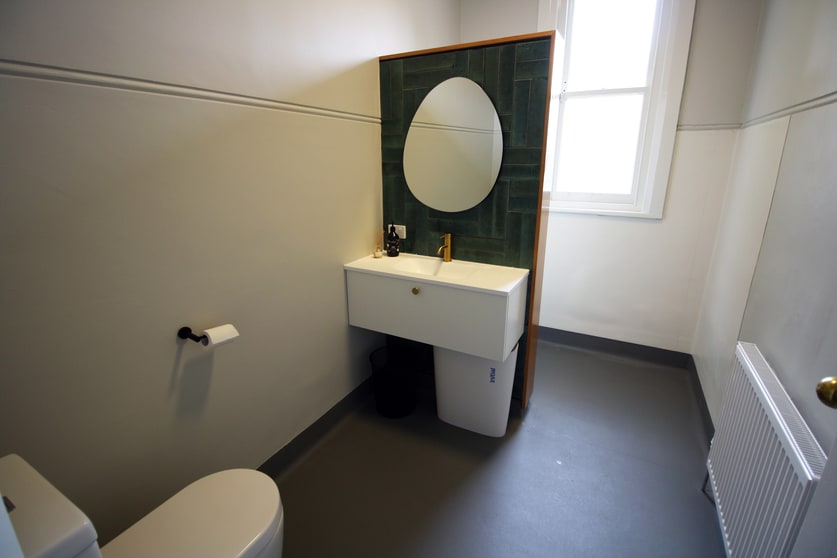 Click to view all images Suite 4/9 St Johns Avenue New Town TAS 7008 - Image 3