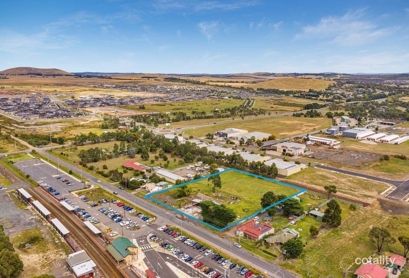 21 Station Street Wallan VIC 3756 - Image 2