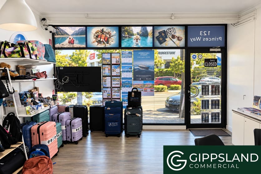 Click to view all images 123 Princes Way Drouin VIC 3818 - Image 3