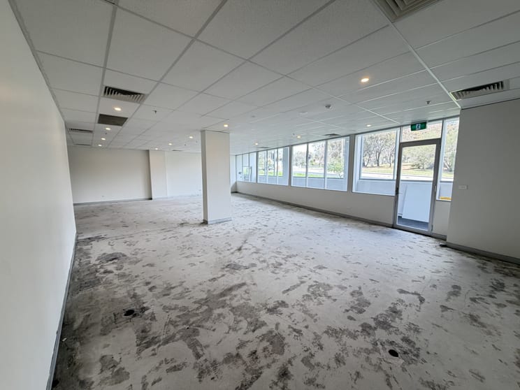 Click to view all images 77/119 Redfern Street Macquarie ACT 2614 - Image 2