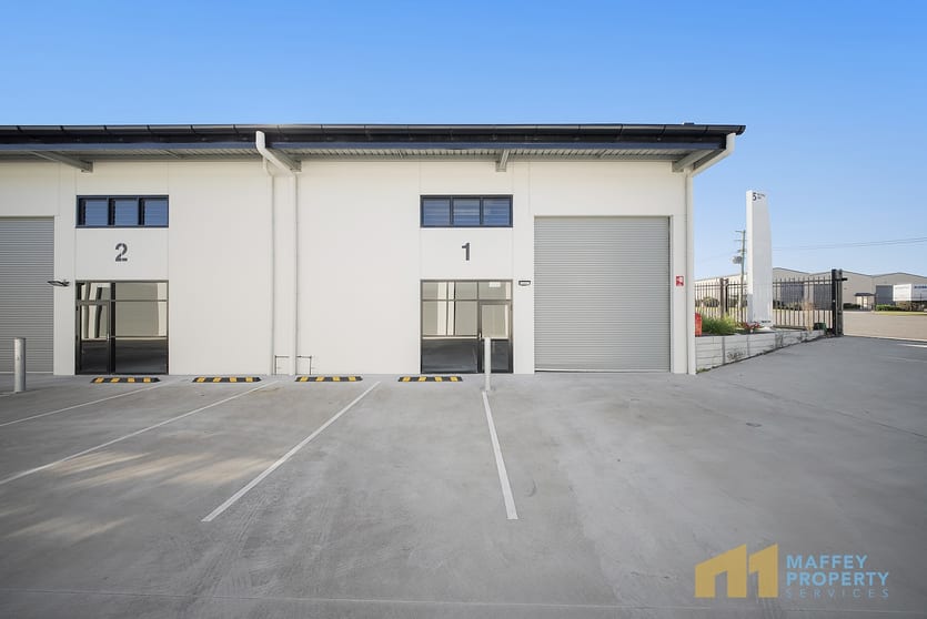 Click to view all images 5 Kestrel Avenue Thornton NSW 2322 - Image 3