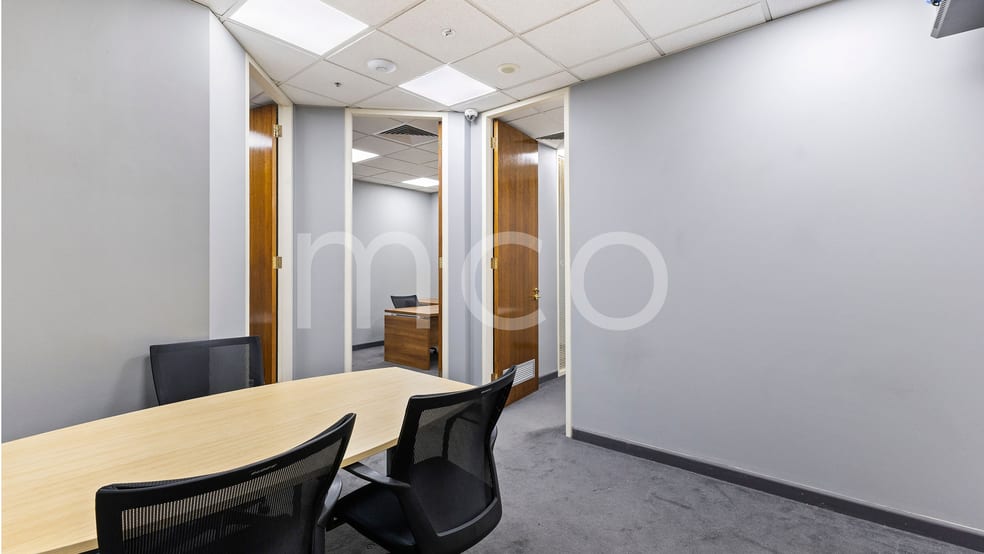 Click to view all images Suite 120/370 St Kilda Road Melbourne VIC 3004 - Image 1