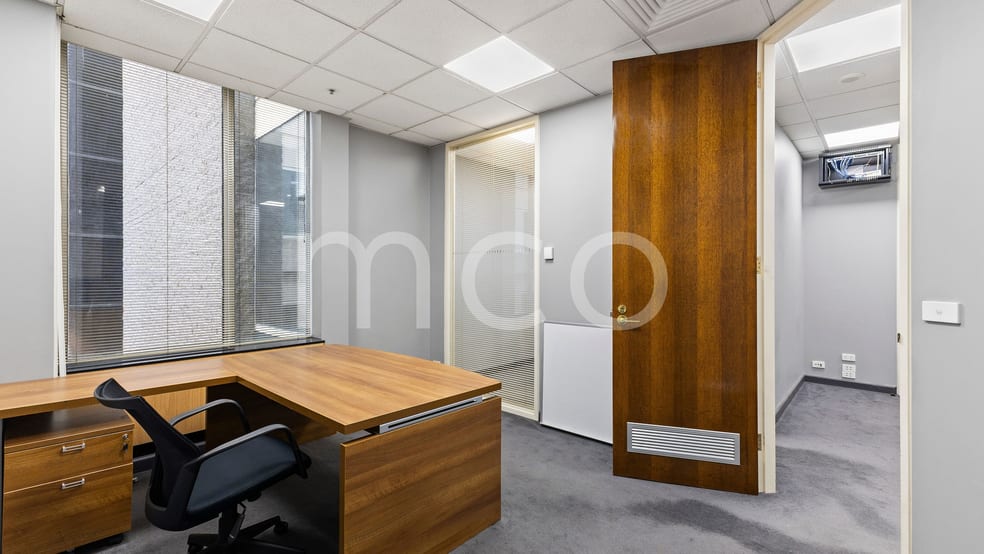Click to view all images Suite 120/370 St Kilda Road Melbourne VIC 3004 - Image 3