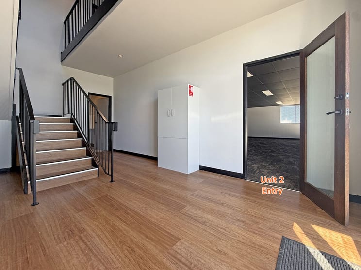 Click to view all images 2/38 Buckingham Drive Wangara WA 6065 - Image 3