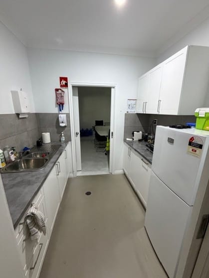 Click to view all images Belmont WA 6104 - Image 2