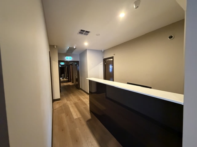 Click to view all images 6 hamlet street Cheltenham VIC 3192 - Image 2
