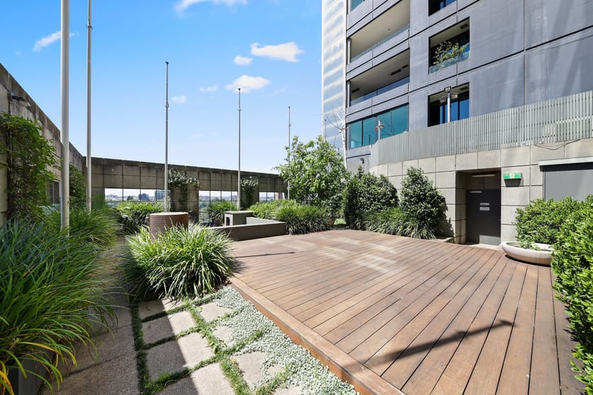 Click to view all images 1 Collins Street Melbourne VIC 3000 - Image 4