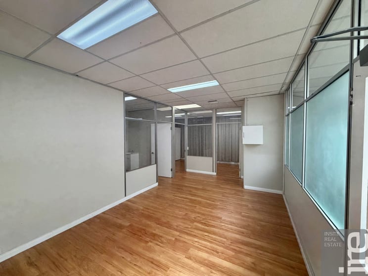 Click to view all images Suite 2/21-23 Reid Street Wangaratta VIC 3677 - Image 2