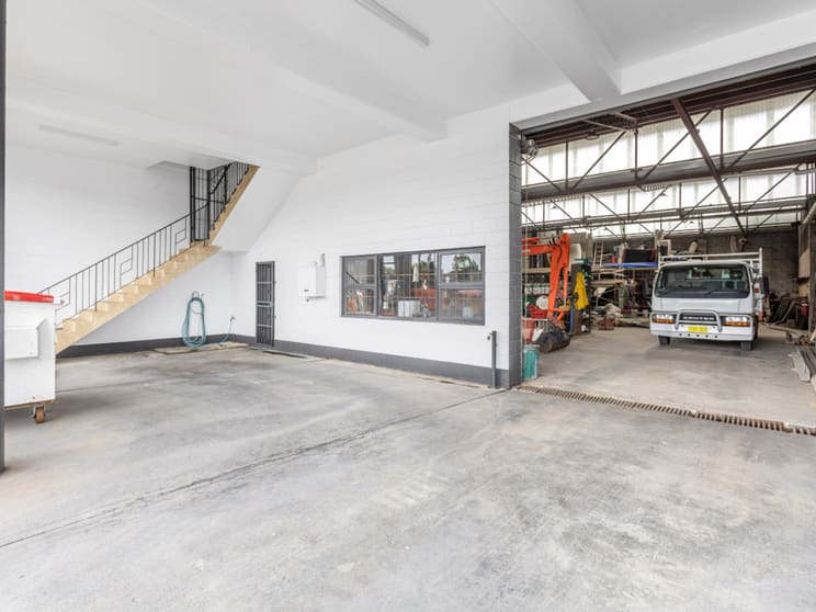 Click to view all images Guildford NSW 2161 - Image 2