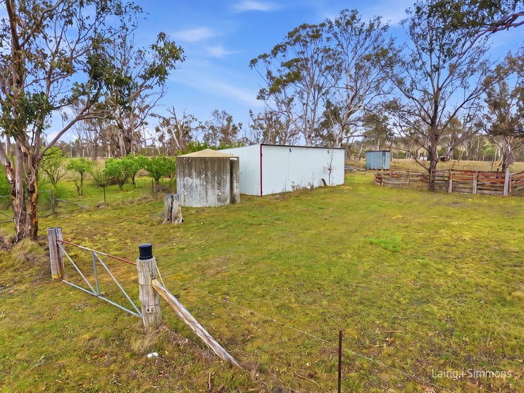 36 Blanch Road Armidale NSW 2350 - Image 3