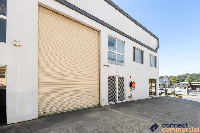 Click to view all images 2/45 Taree Street Burleigh Heads QLD 4220 - Image 1