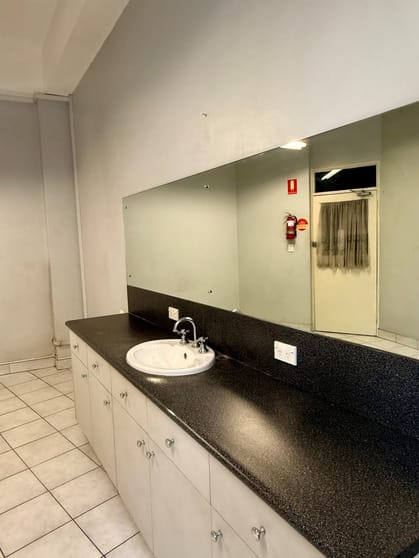 Click to view all images 6/68 Boundary Street West End QLD 4101 - Image 2