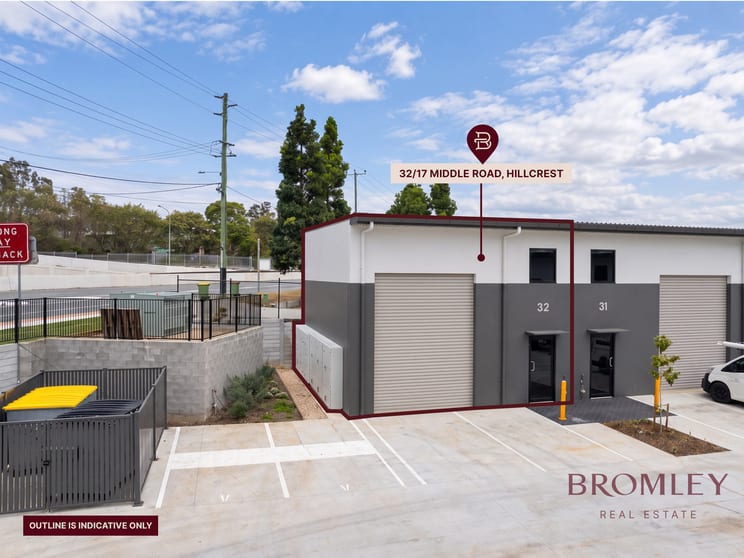 Click to view all images 32/17 Middle Road Hillcrest QLD 4118 - Image 1