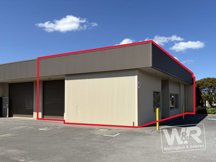 Click to view all images Unit 4/28-30 Prior Street Albany WA 6330 - Image 2