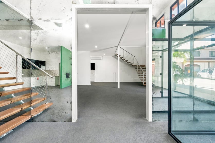 Click to view all images 5 & 6/7 Grevillea Street Byron Bay NSW 2481 - Image 2