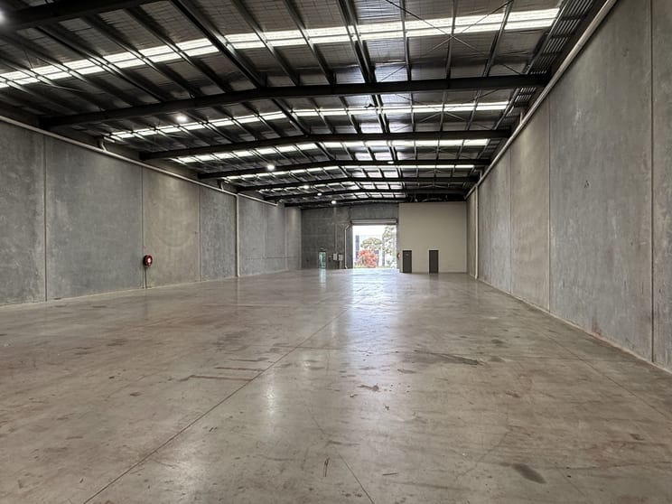 Click to view all images 70 Derrimut Drive Derrimut VIC 3026 - Image 3