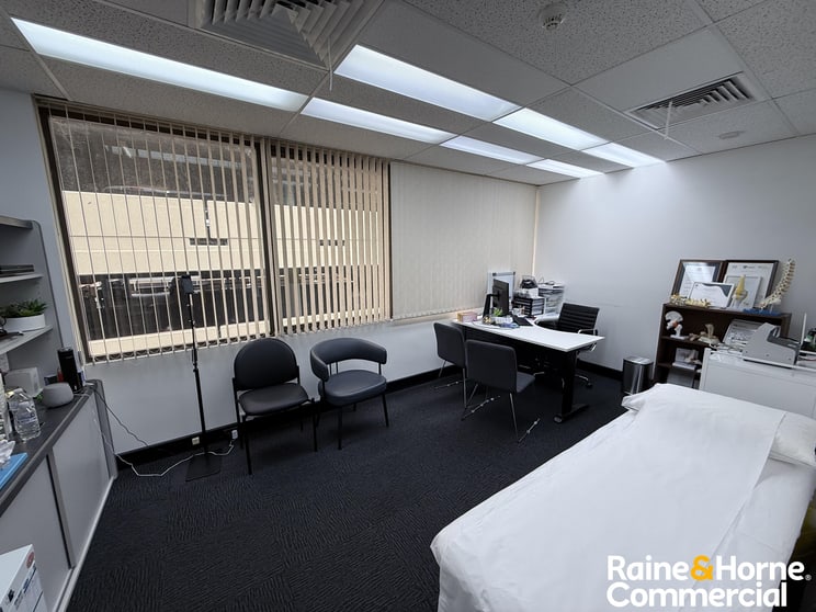 302/161 Bigge Street Liverpool NSW 2170 - Image 3