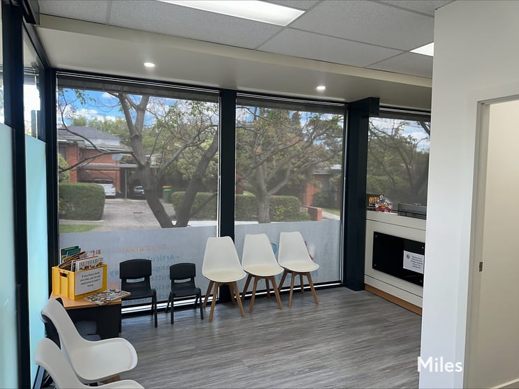 Click to view all images 218B Waterdale Road Ivanhoe VIC 3079 - Image 2