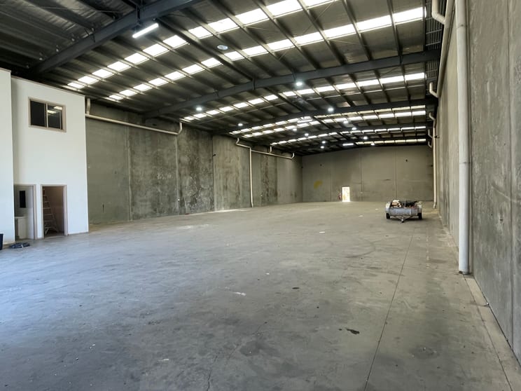 98 Endeavour way Sunshine West VIC 3020 - Image 3