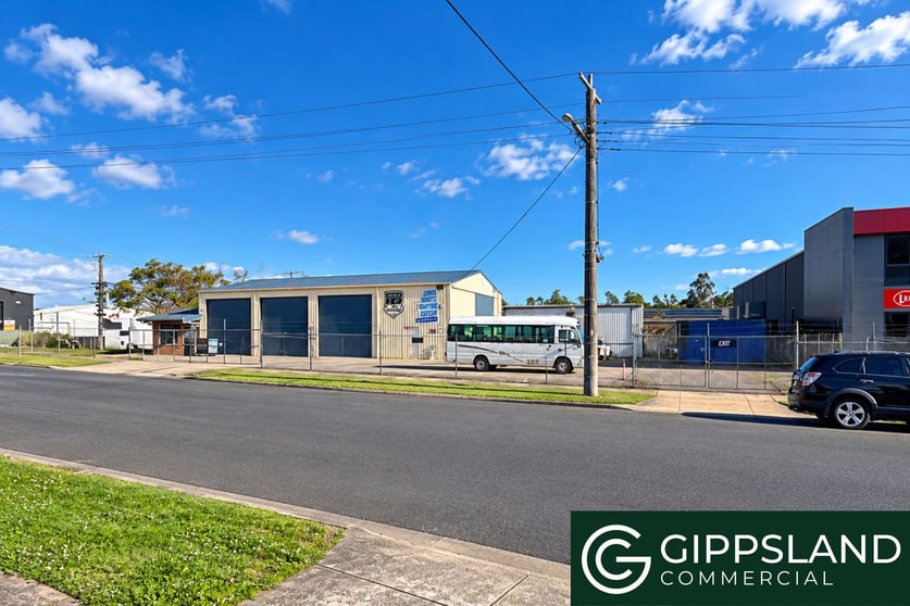 Click to view all images 1 Lindy Court Warragul VIC 3820 - Image 3