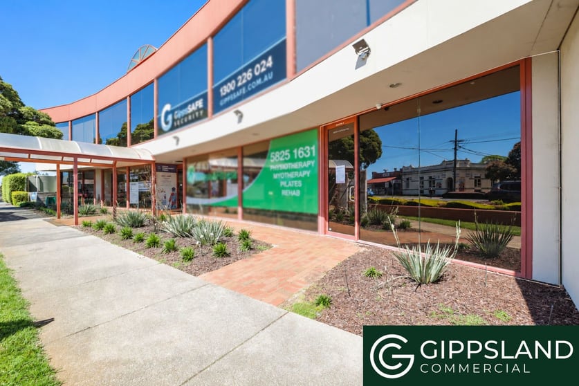 Click to view all images 1/22-26 Princes Way Drouin VIC 3818 - Image 2