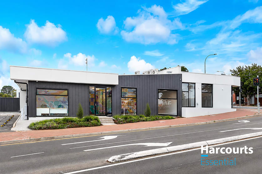 Click to view all images 37 Beach Road Christies Beach SA 5165 - Image 3
