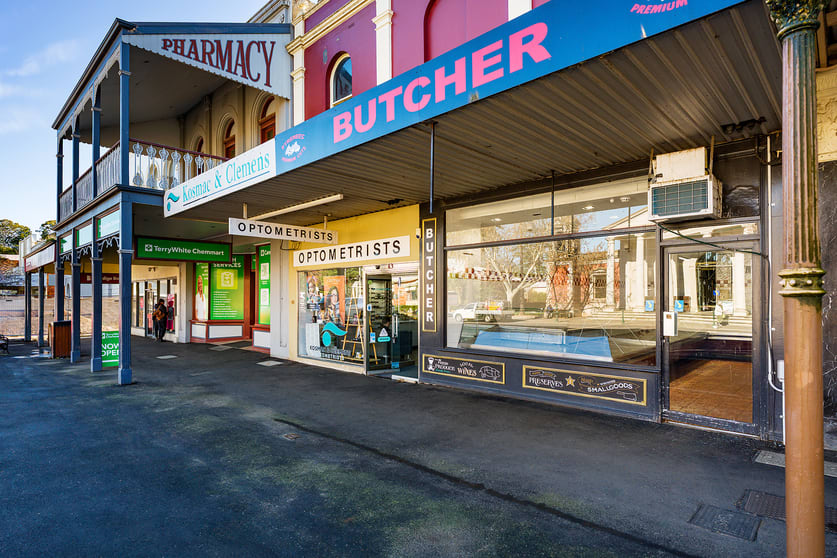 65 Mostyn Street Castlemaine VIC 3450 - Image 3