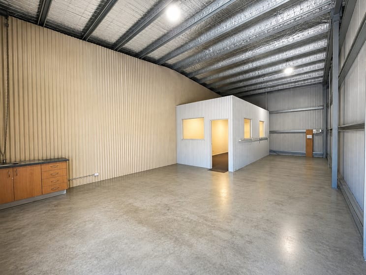 Click to view all images 5/82 Depot Road Mudgee NSW 2850 - Image 2