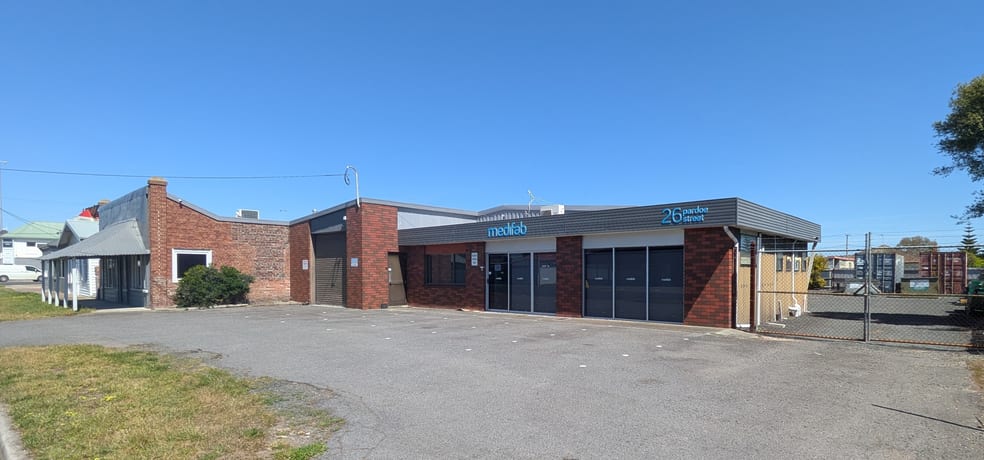 Click to view all images Warehouse 26/26 Pardoe Street East Devonport TAS 7310 - Image 1