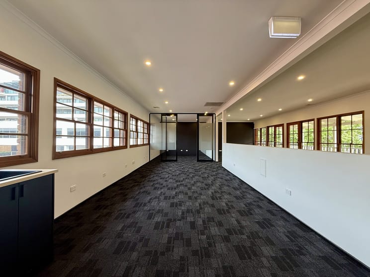 Click to view all images Unit 1A/15 Torrens Street Braddon ACT 2612 - Image 1