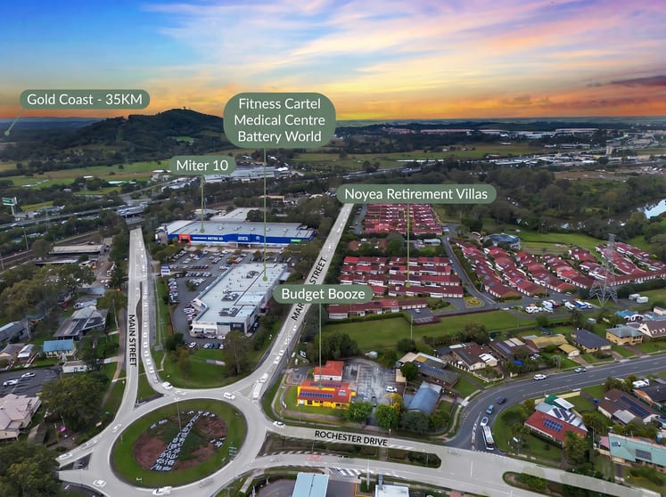 Click to view all images 2 Rochester Drive Mount Warren Park QLD 4207 - Image 2